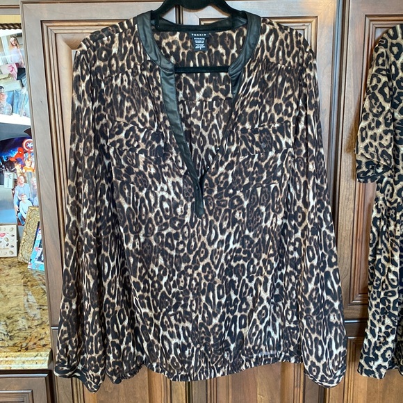 torrid Tops - TORRID Top 💛